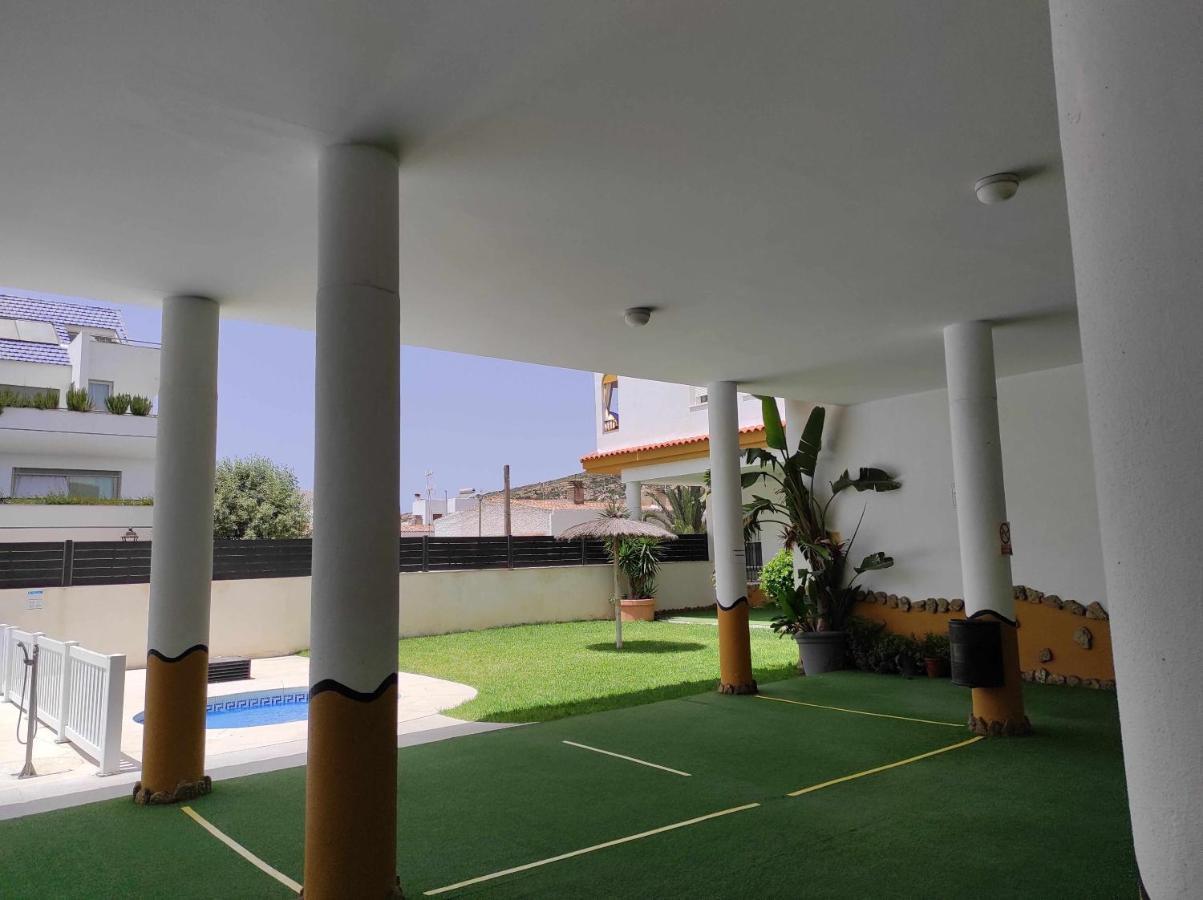 Apartamento Centrico Con Garaje Y Cercano A La Pl Zahara de los Atunes Eksteriør billede